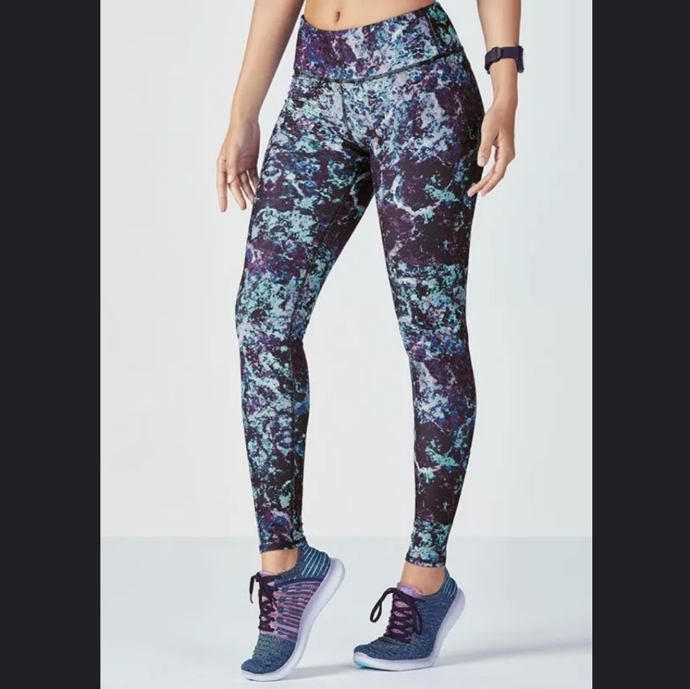 EUC Fabletics Tidepool print Salar galaxy marble leggings